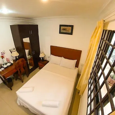 Riverside Phnom Penh Hotel Exterior foto