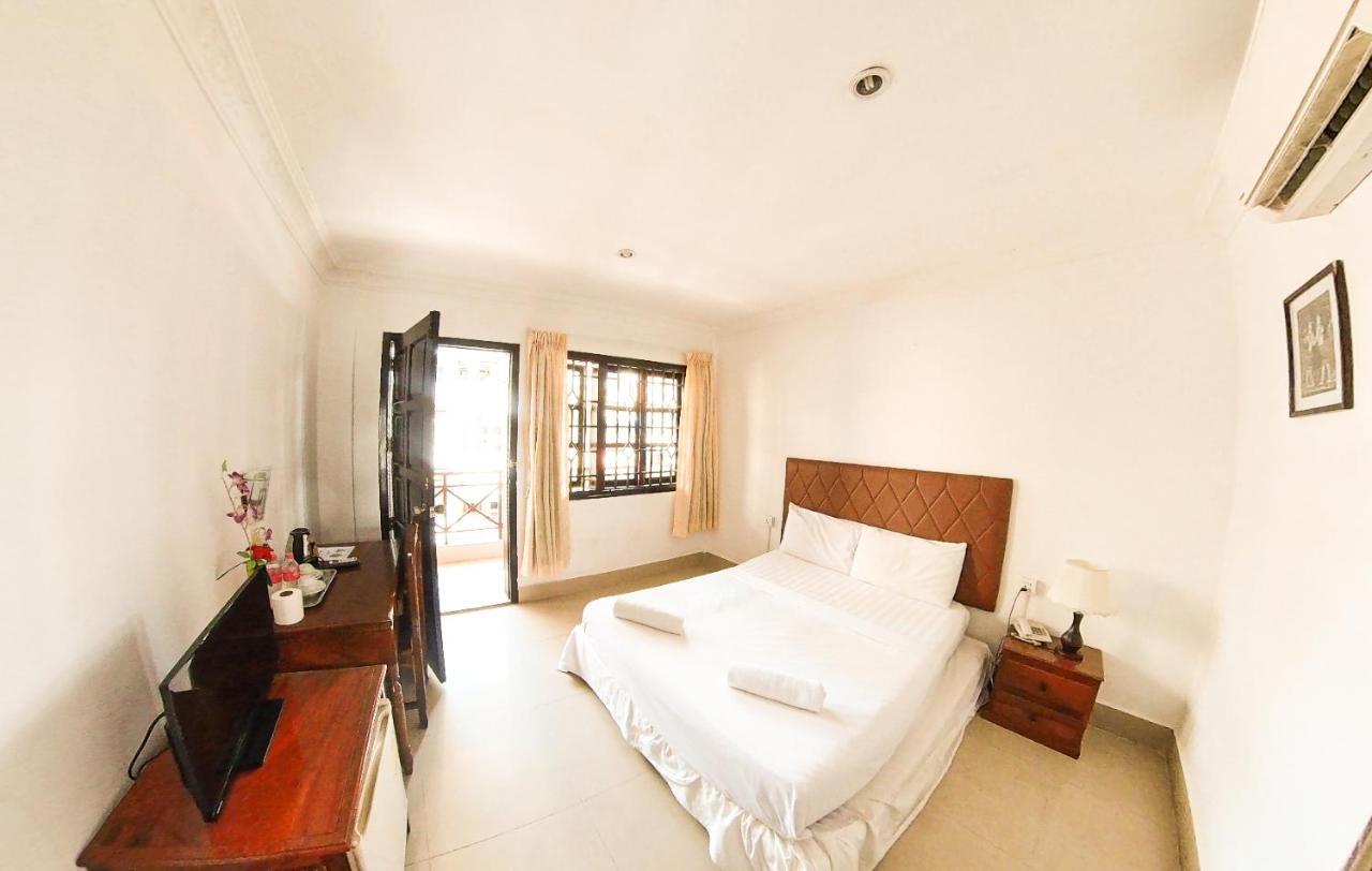 Hotel Riverside 3*