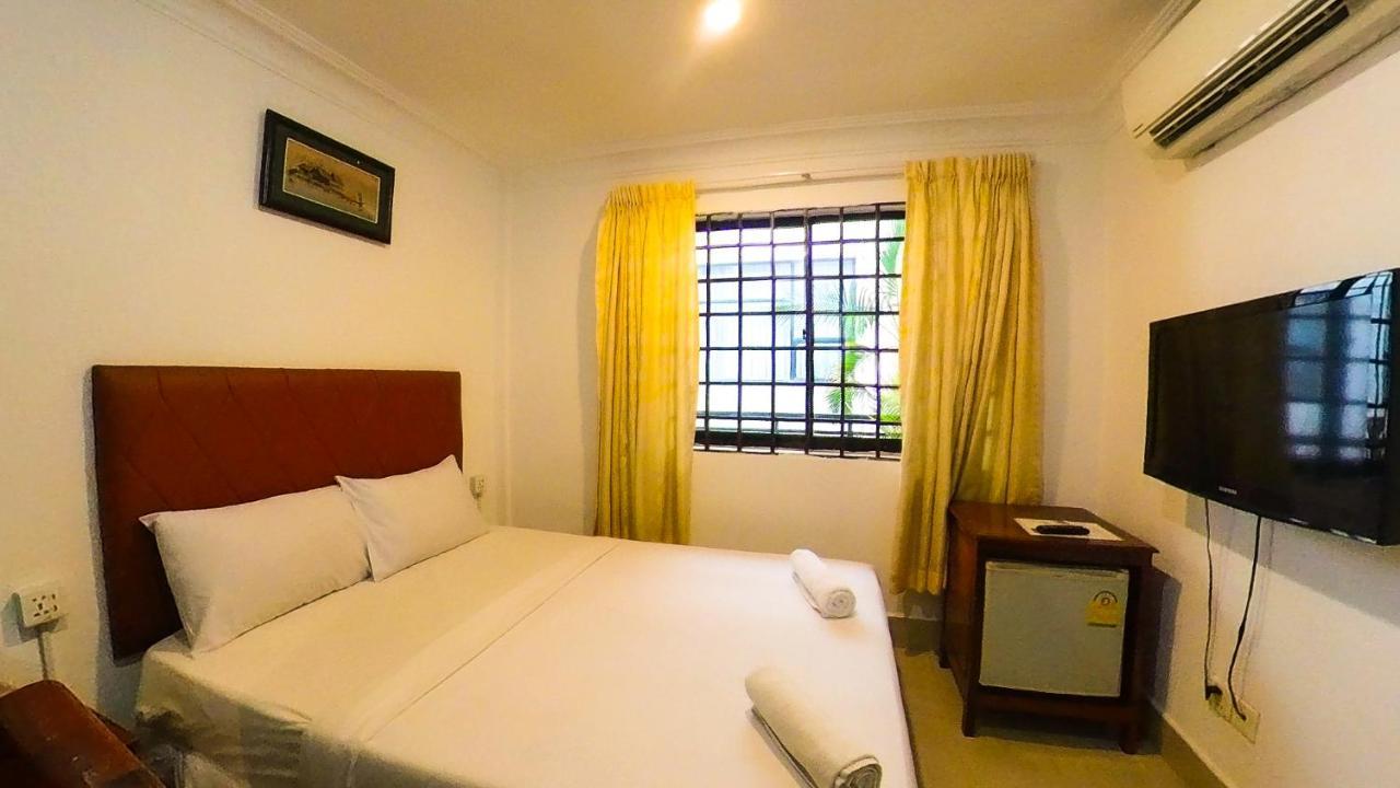 Riverside 3*
